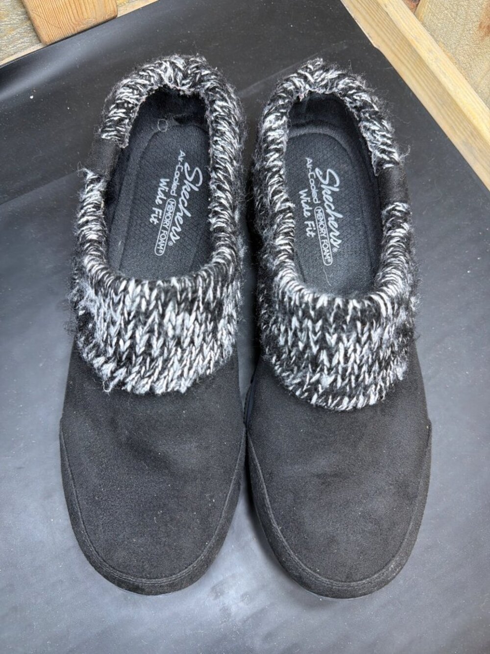 Skechers Womens 11 W Wide Black Slip On Mule Knit Sweater Collar Clogs 167263W - Picture 4 of 9